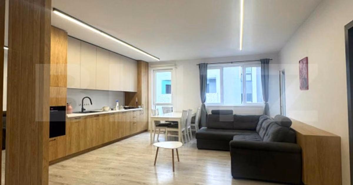 Apartament de vânzare cu 3 camere, mobilat în Florești