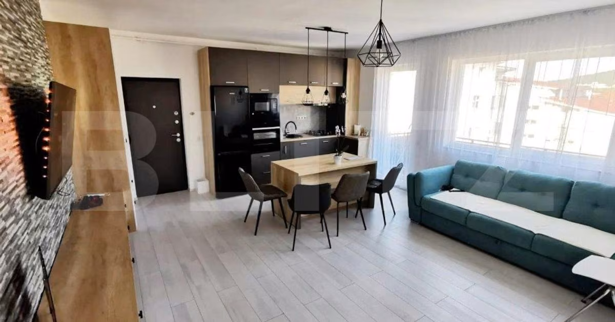 Apartament de vânzare cu 3 camere, mobilat în Florești