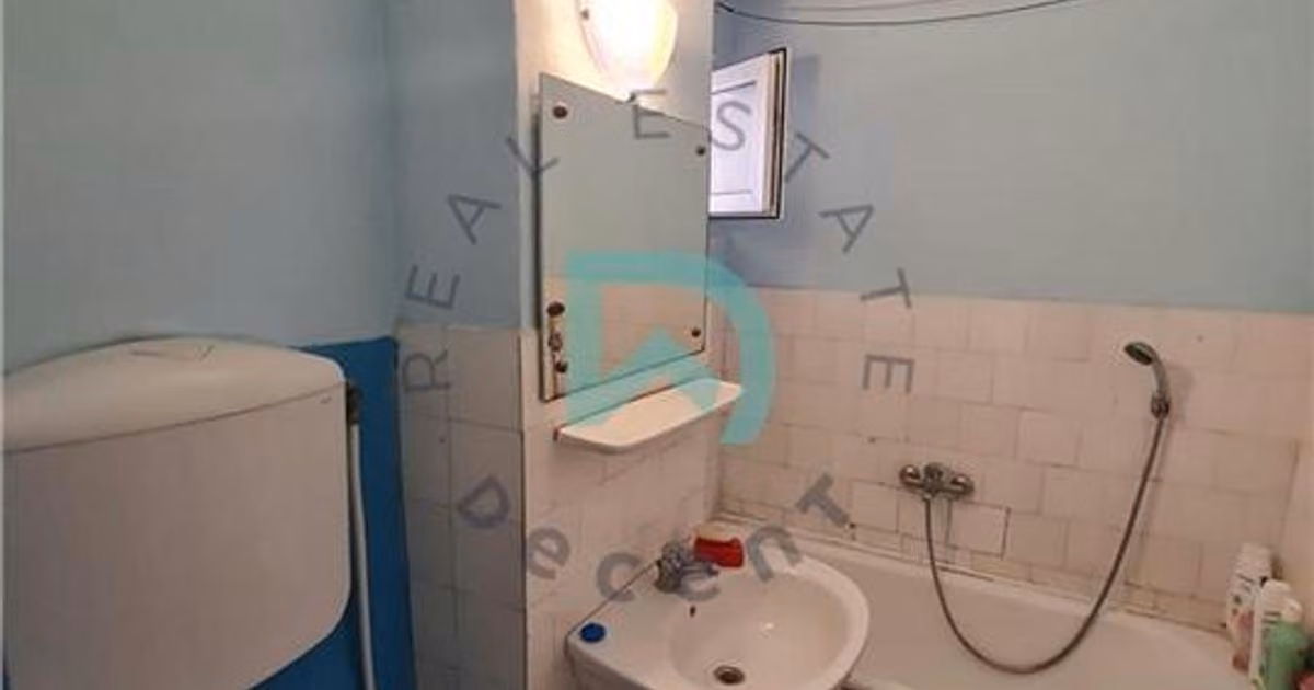 Apartament de vânzare cu 3 camere în zona Astra, Brașov