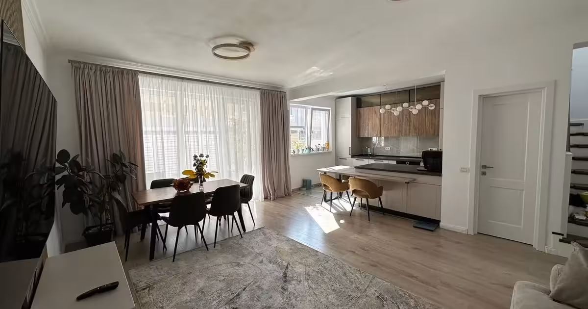 Duplex de vânzare cu 5 camere, mobilat în Giroc