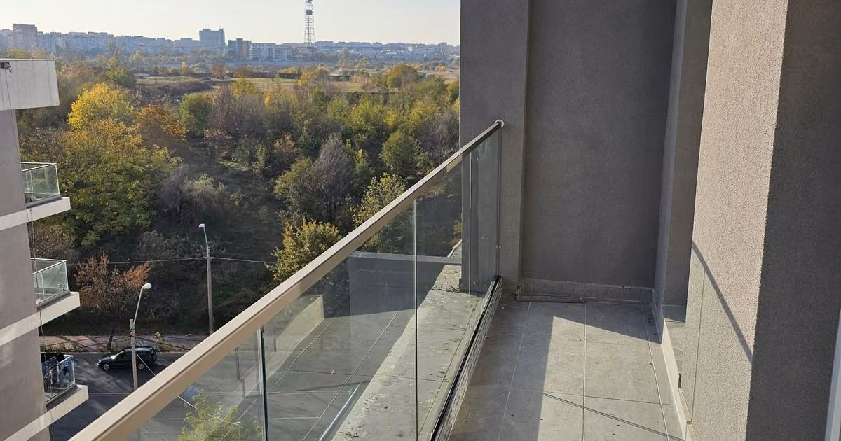 Apartament de vânzare cu 3 camere în zona Vitan, Sector 3