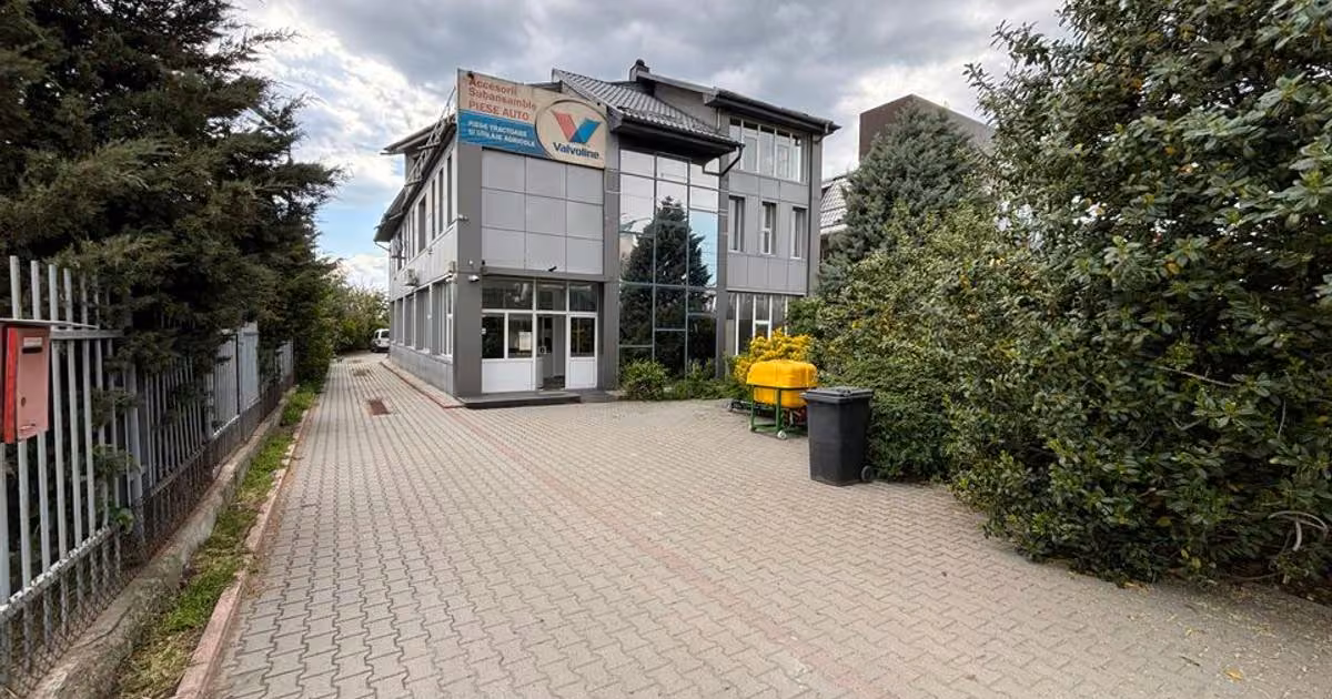 Spațiu comercial de vânzare 685.4 mp în zona Calea Severinului, Craiova