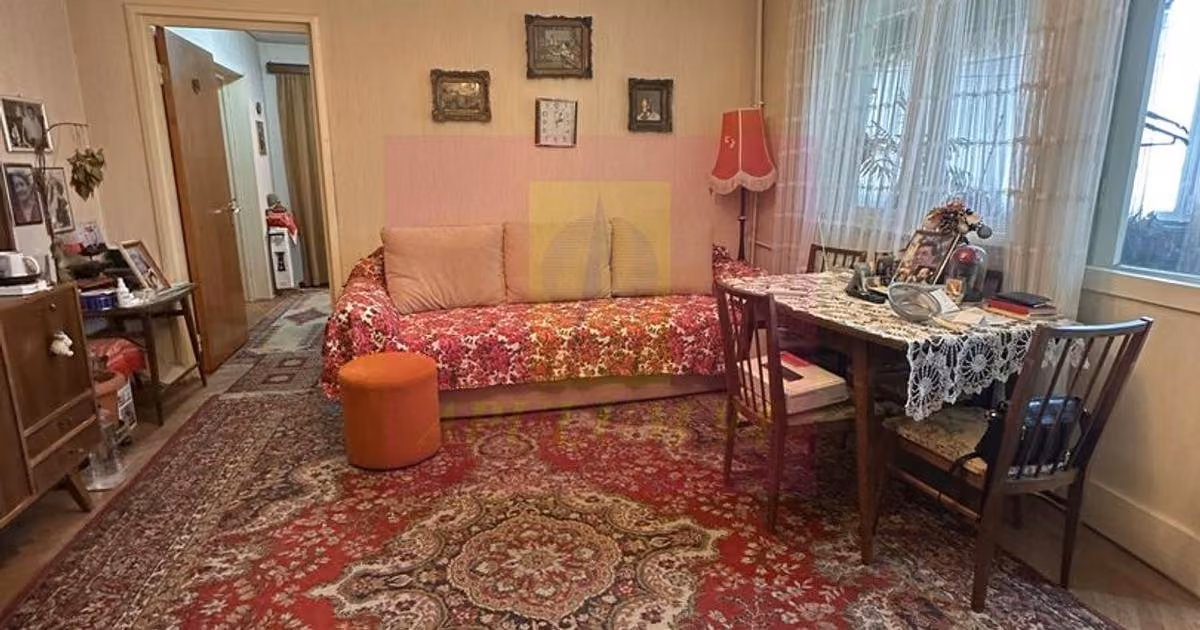 Apartament de vânzare cu 3 camere în zona Uverturii, Sector 6