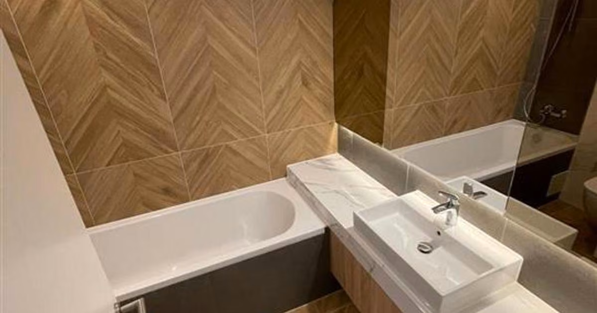 Apartament de vânzare cu 2 camere în zona Tractorul, Brașov
