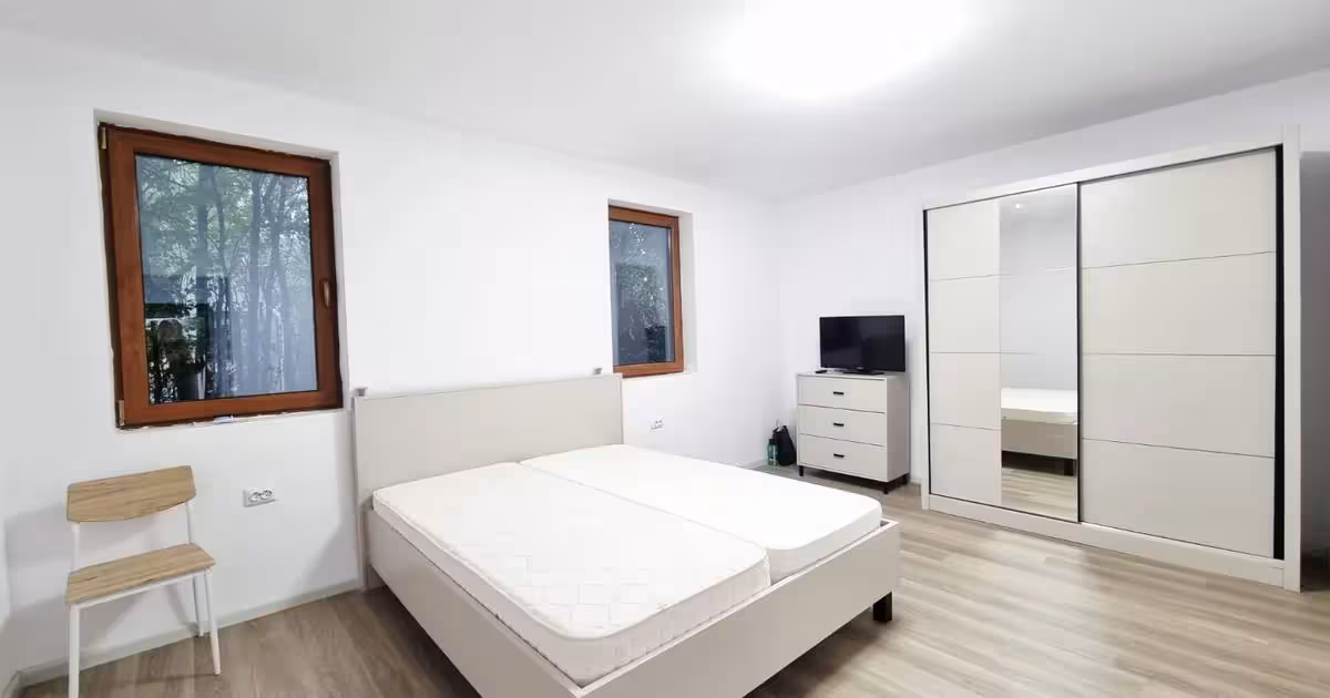 Casă individuală de vânzare cu 3 camere în Tulucești