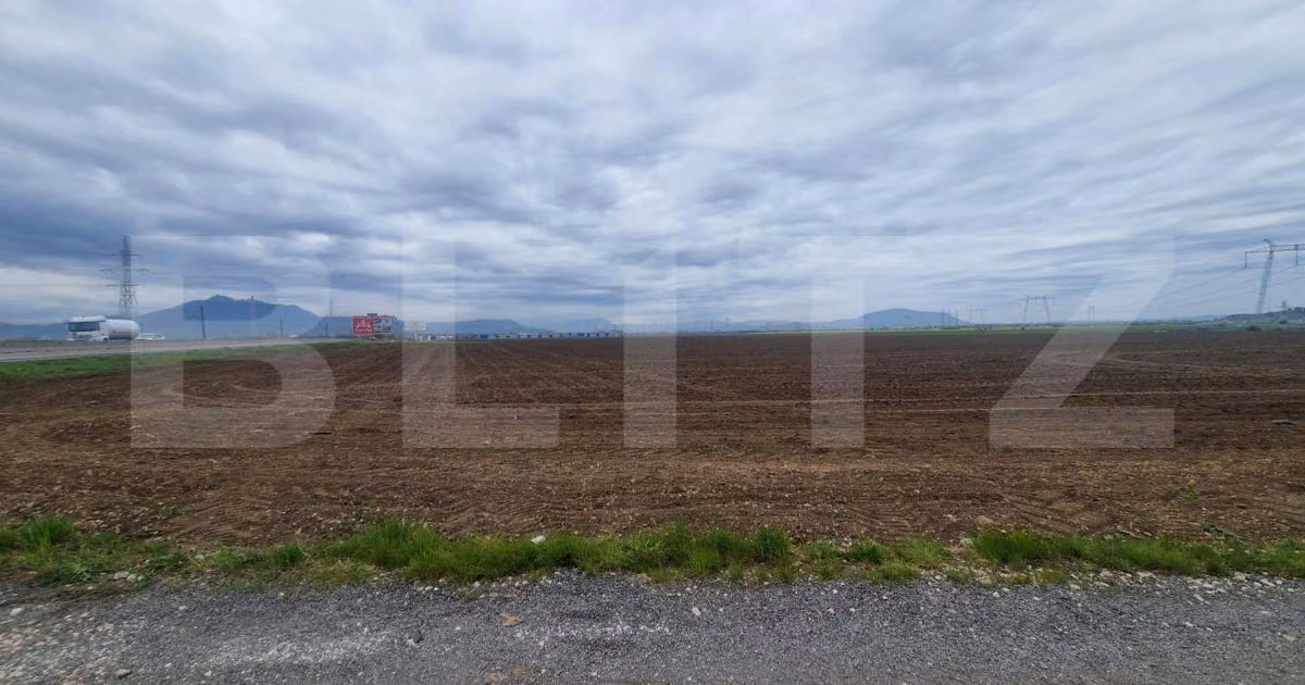 Teren Construcții extravilan de vânzare de 11620 mp, în Hărman