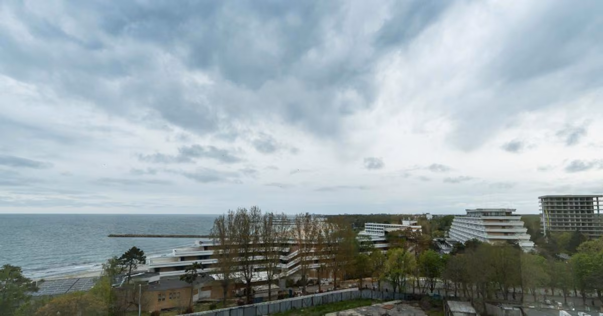 Apartament de vânzare cu 3 camere în Olimp