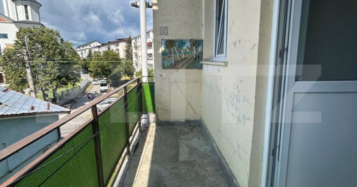 Apartament de vânzare cu 3 camere în Dej