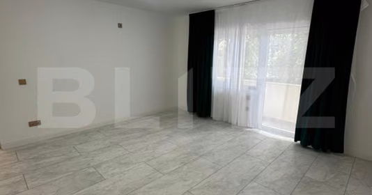 Apartament Est