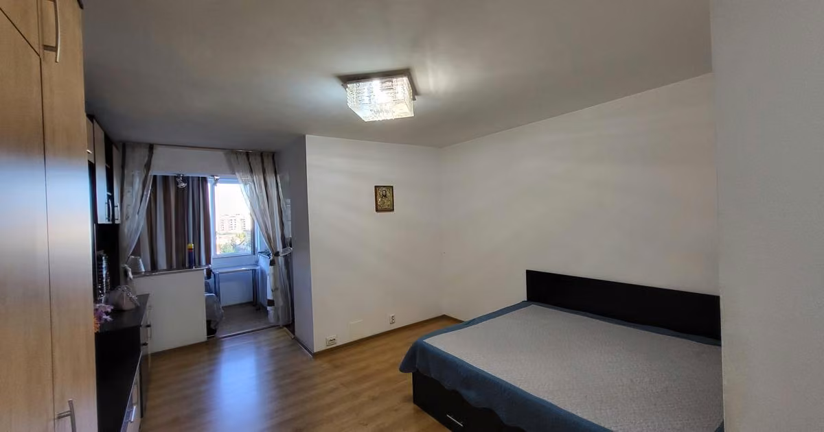 Garsonieră de vânzare în zona Apărătorii Patriei, Sector 4