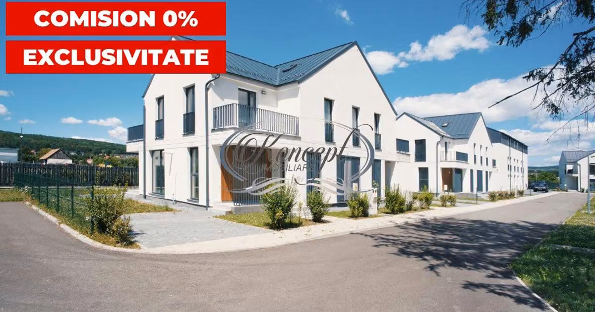 Duplex de vânzare cu 4 camere în Gilău