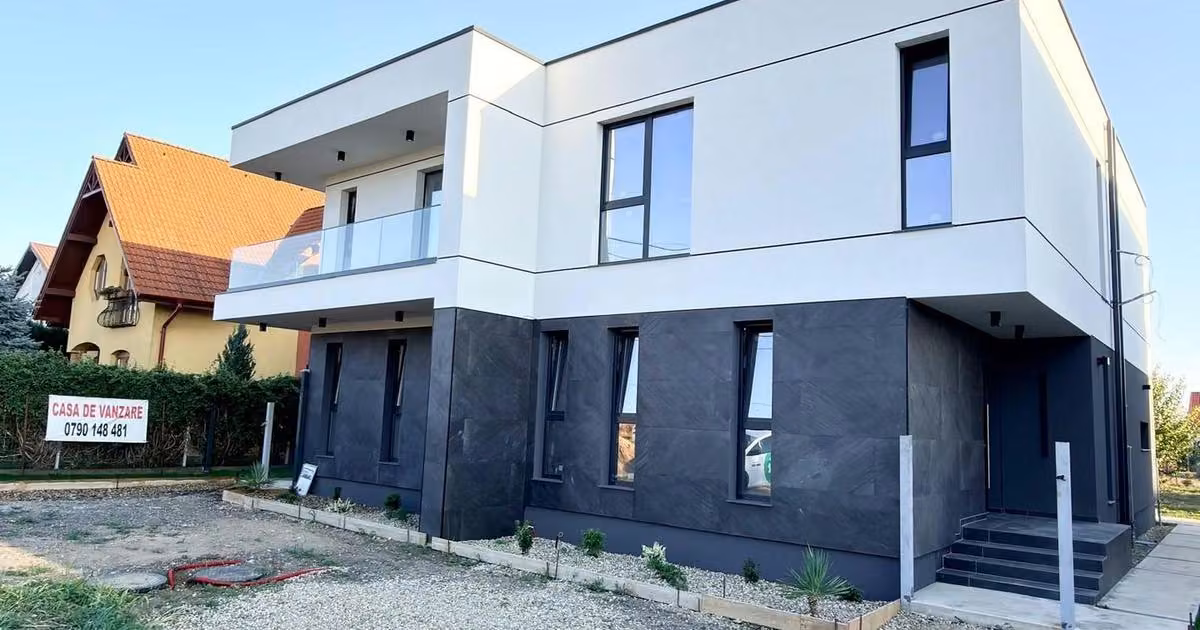 Duplex de vânzare cu 4 camere în Dumbrăvița
