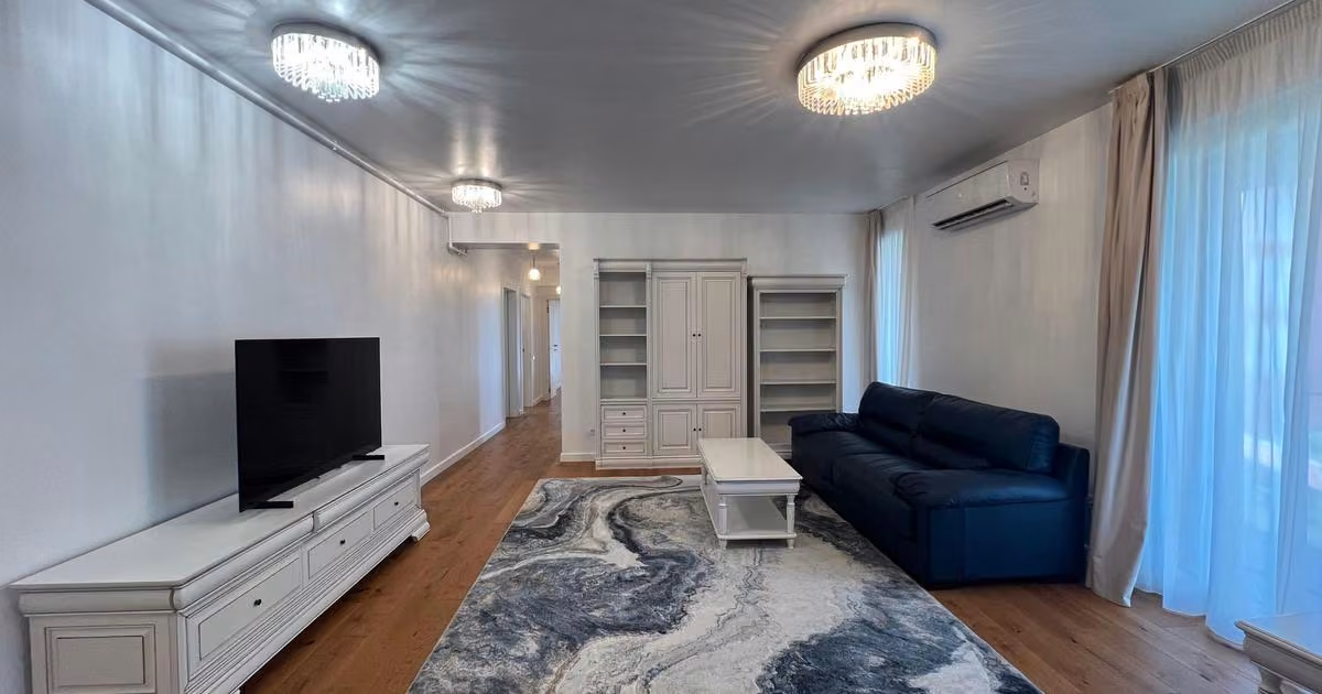 Apartament de vânzare cu 4 camere, mobilat în zona Băneasa, Sector 1