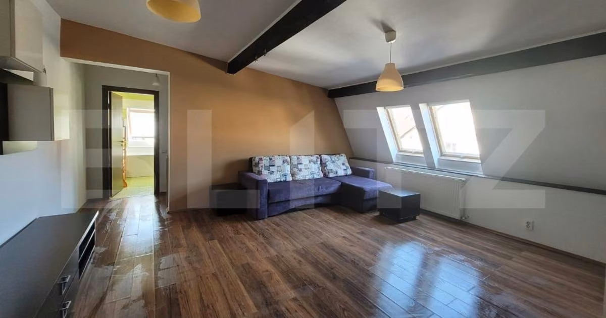 Apartament de vânzare cu 2 camere, mobilat în Florești