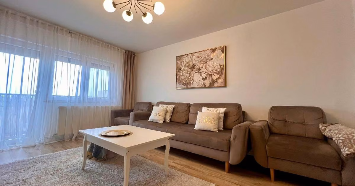 Apartament de vânzare cu 5 camere în zona Aurel Vlaicu, Arad