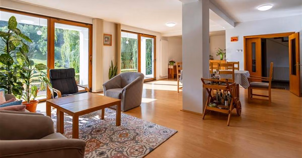 Duplex de vânzare cu 7 camere în Băbana