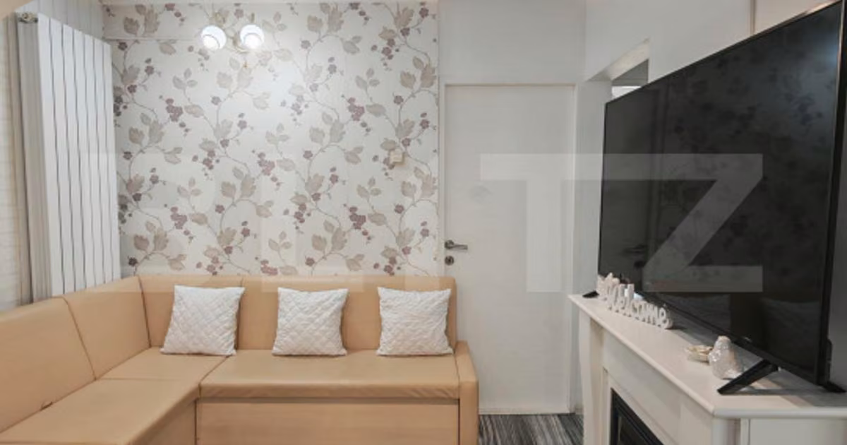Apartament de vânzare cu 3 camere, mobilat în Turda