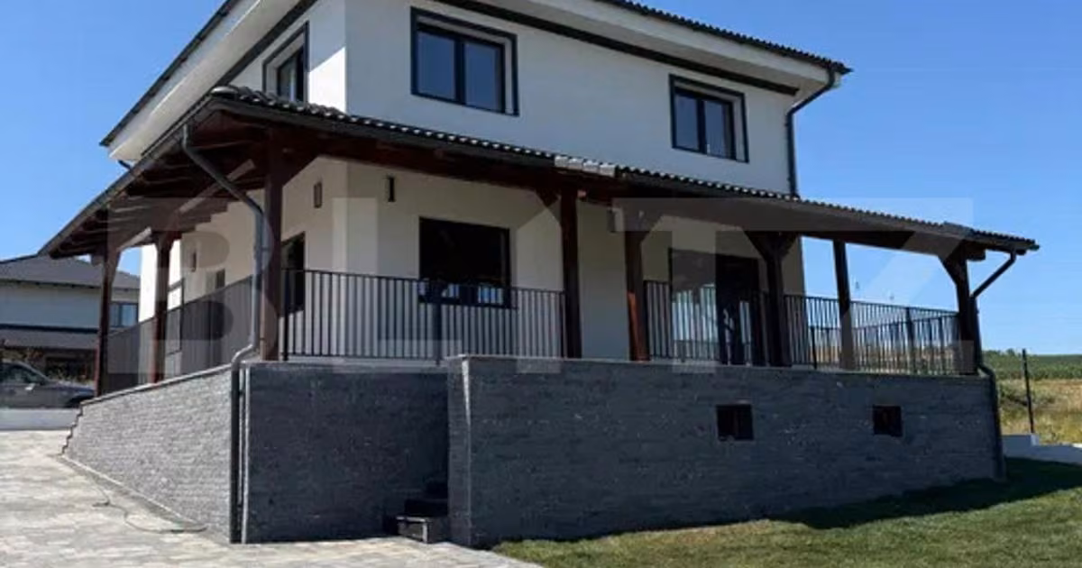 Casă individuală de vânzare cu 4 camere în Chinteni
