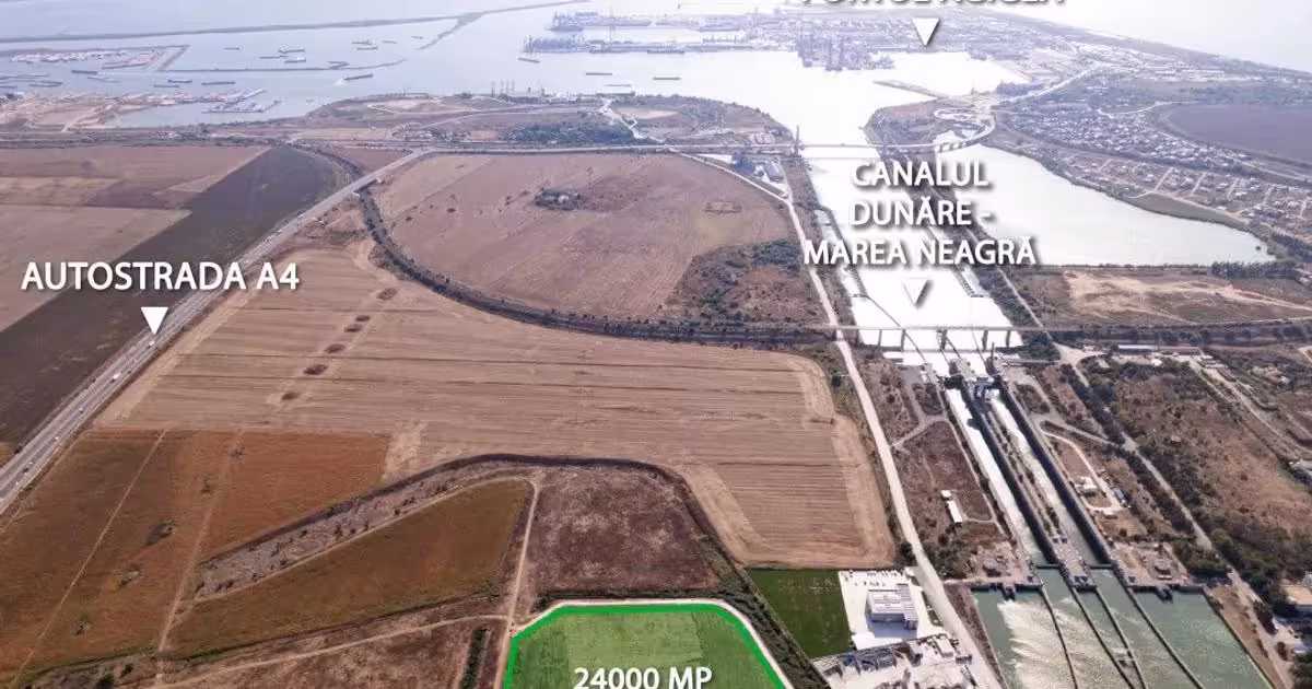 Teren Construcții intravilan de vânzare de 24000 mp, în Agigea