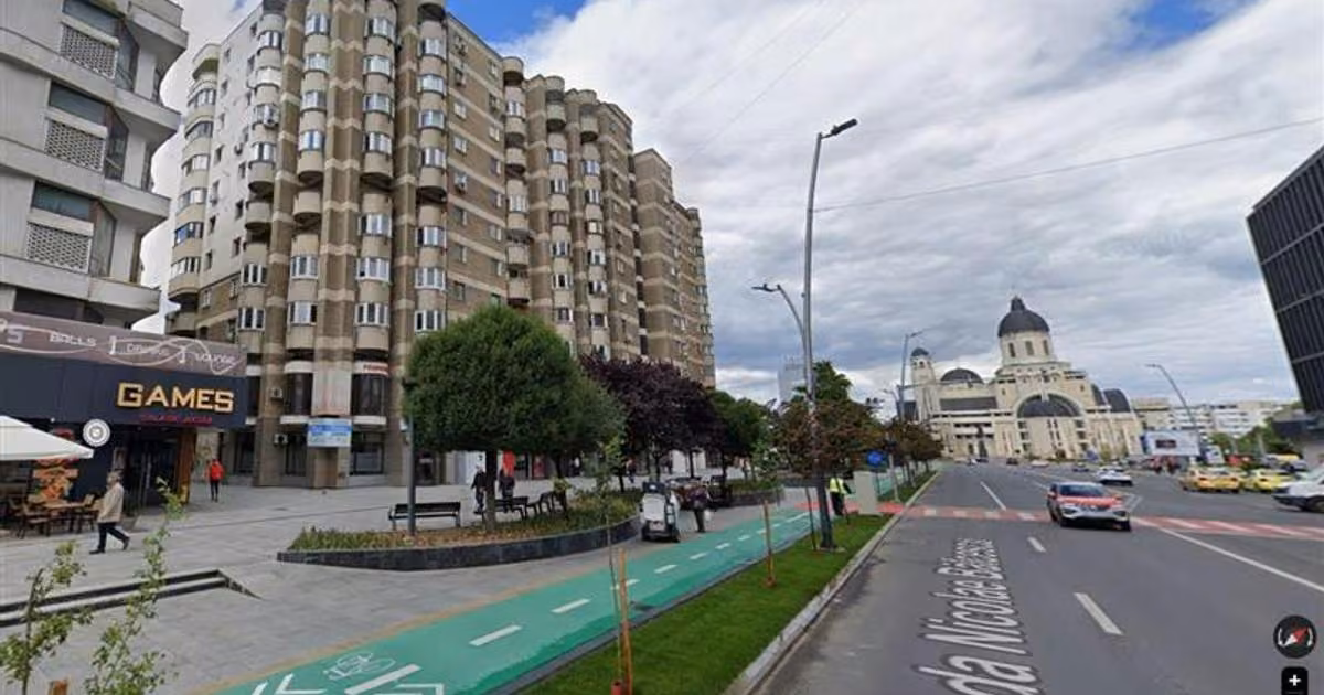 Apartament de vânzare cu 2 camere în zona Ultracentral, Bacău