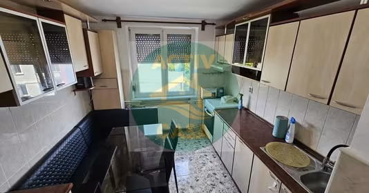 Apartament Est