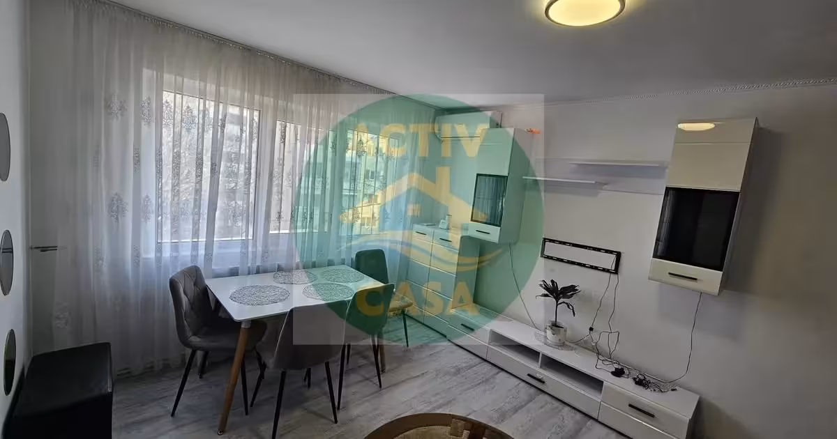 Apartament de vânzare cu 2 camere în Roman