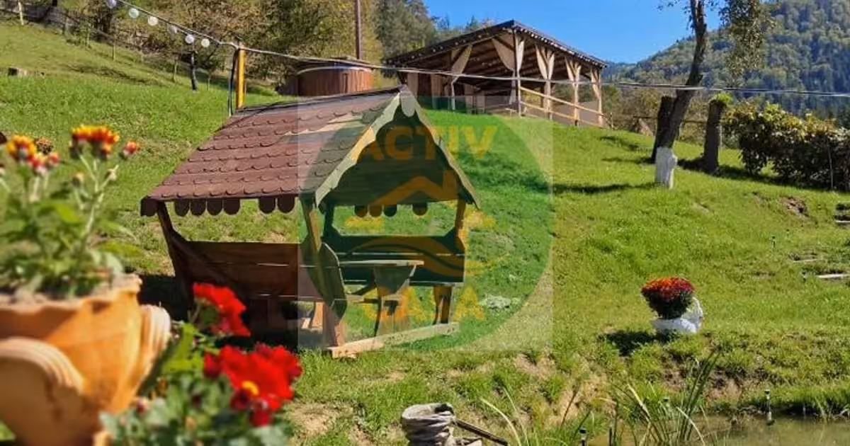 Casă de vânzare cu 6 camere în Bicaz