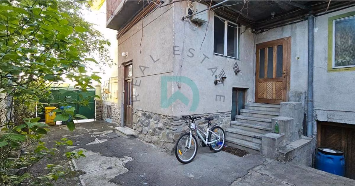 Casă de vânzare cu 17 camere în zona Central, Sibiu