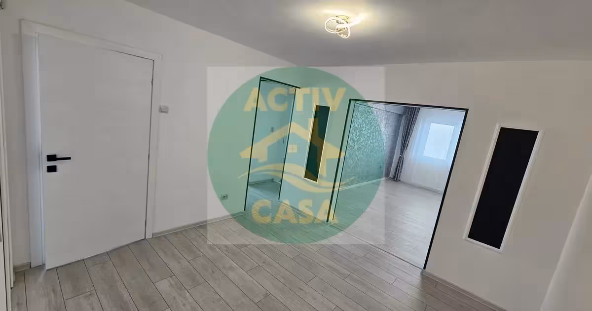 Apartament de vânzare cu 3 camere în Roman
