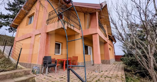 Casă Nicolina