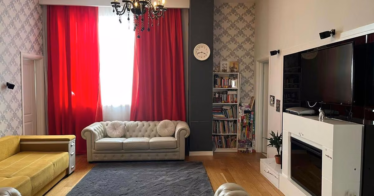 Apartament de vânzare cu 3 camere în zona Vitan-Bârzești, Sector 4