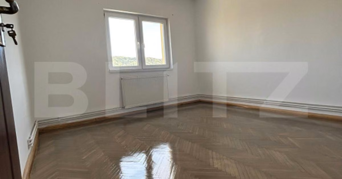 Apartament de vânzare cu 2 camere în Gherla