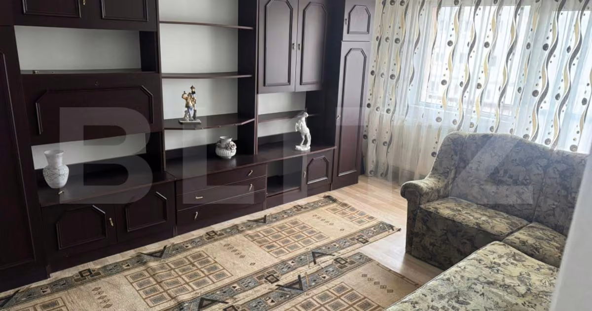 Apartament de vânzare cu 3 camere, mobilat în Dej