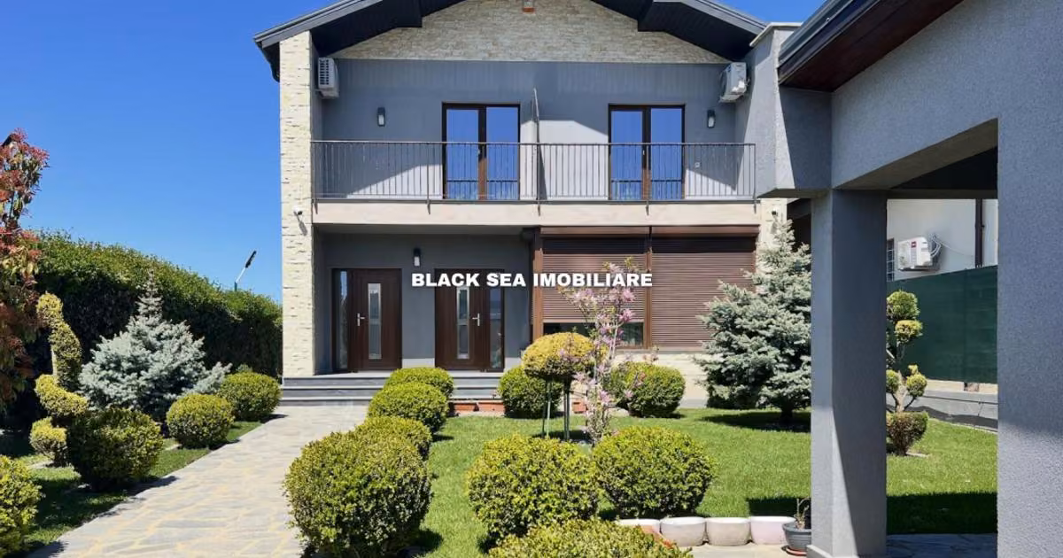 Casă individuală de vânzare cu 7 camere, mobilată în Eforie Nord