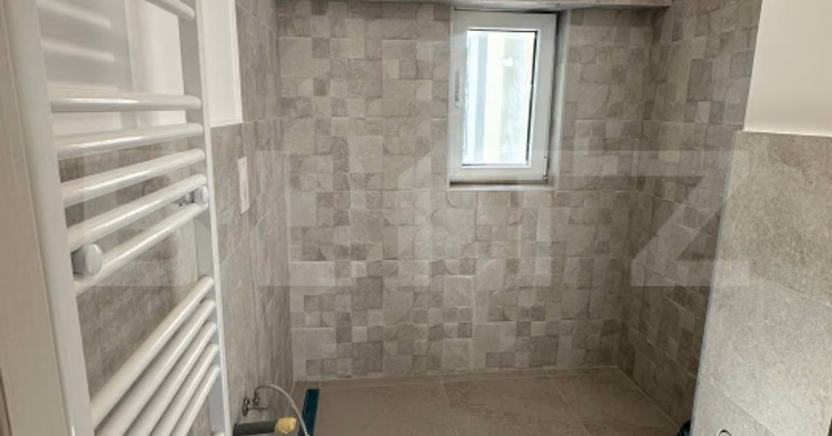 Apartament de vânzare cu 2 camere în Turda