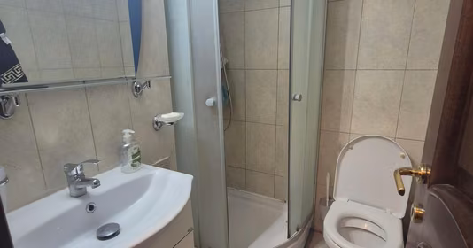 Apartament Titan