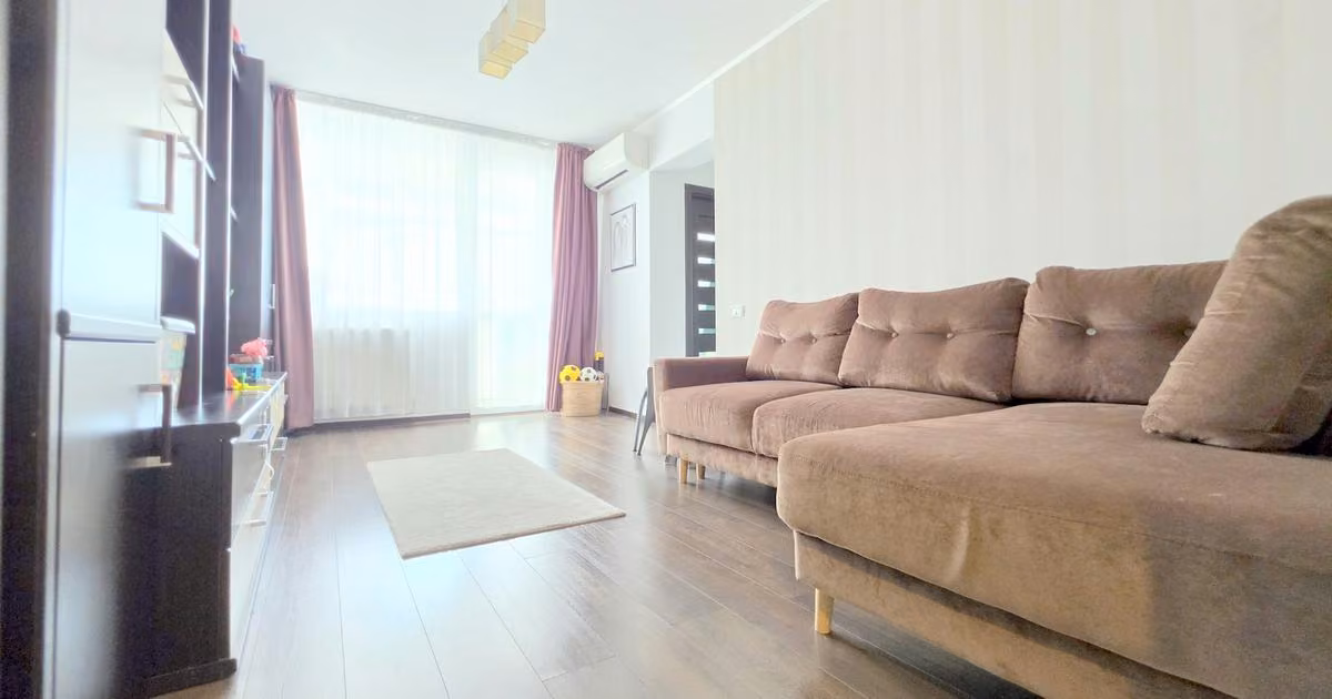 Apartament de vânzare cu 4 camere în zona Berceni, Sector 4