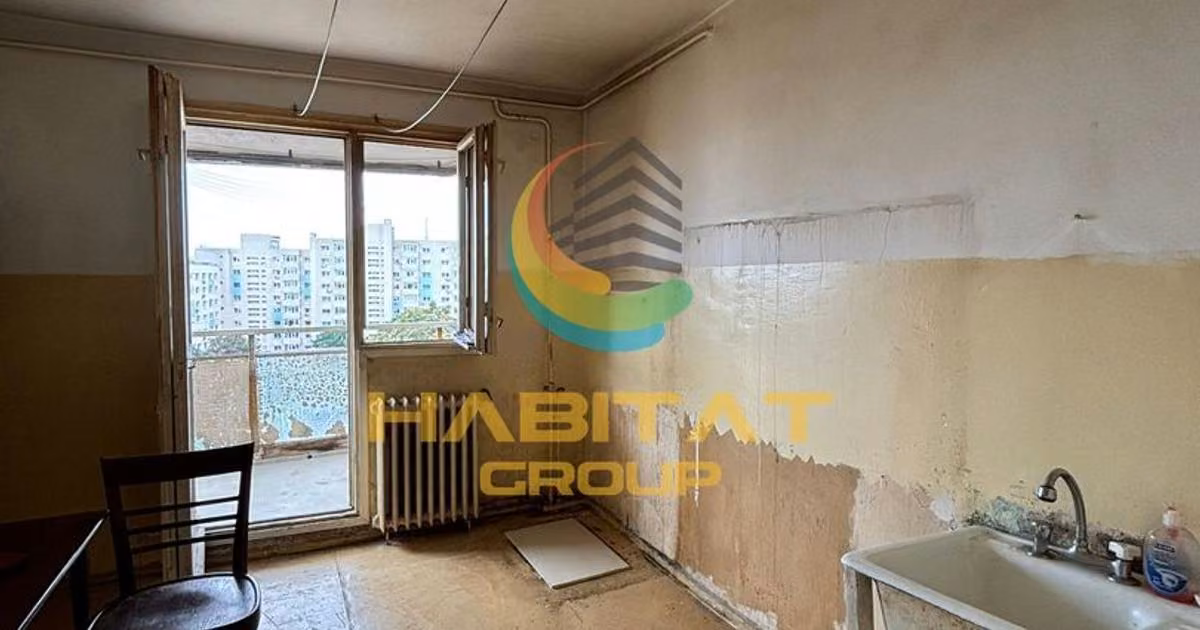 Apartament de vânzare cu 4 camere în zona Berceni, Sector 4