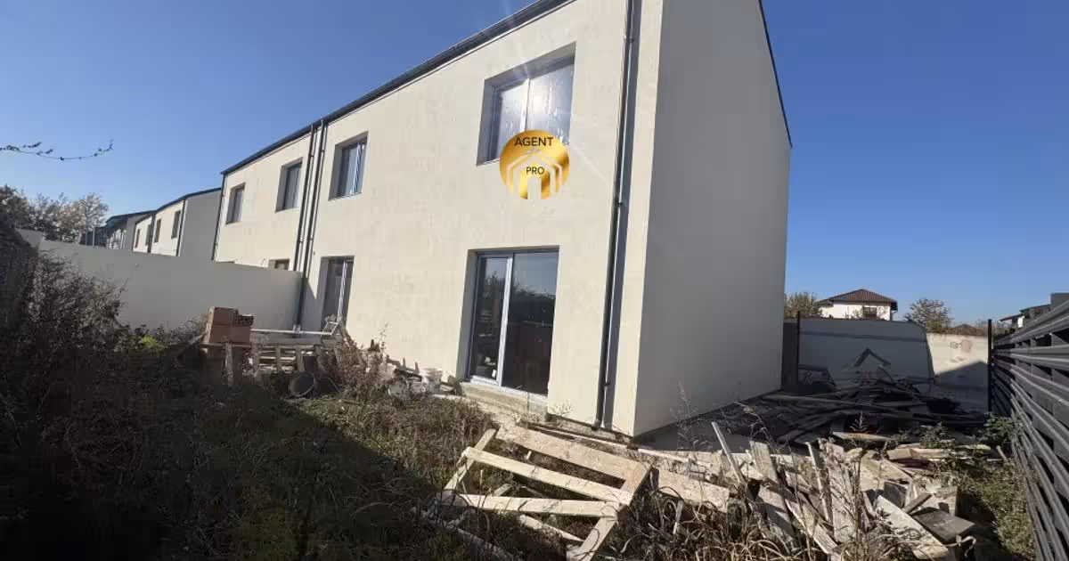 Casă de vânzare cu 4 camere în Otopeni