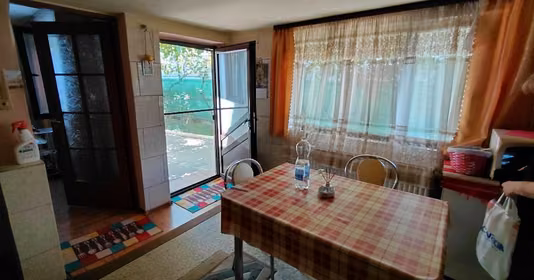 Casă Blejoi