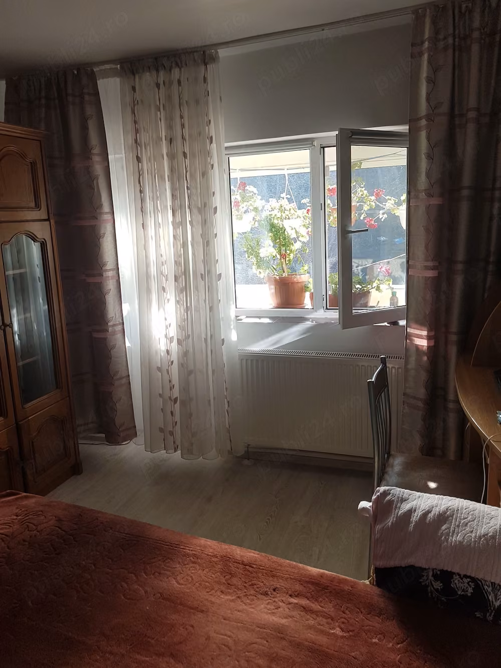 Vand   Schimb apartament 3 camere , Sarata Monteoru cu Buzau