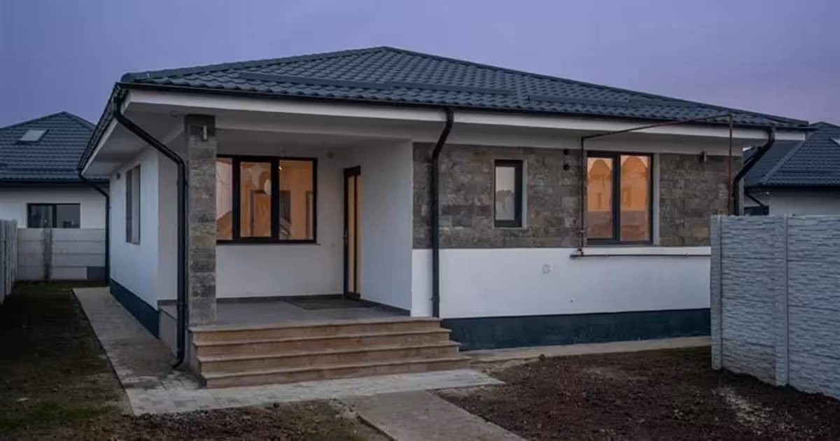 Casă individuală de vânzare cu 4 camere în Pantelimon