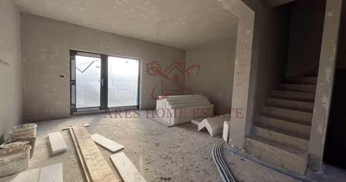 Duplex de vânzare cu 4 camere în Moșnița Nouă