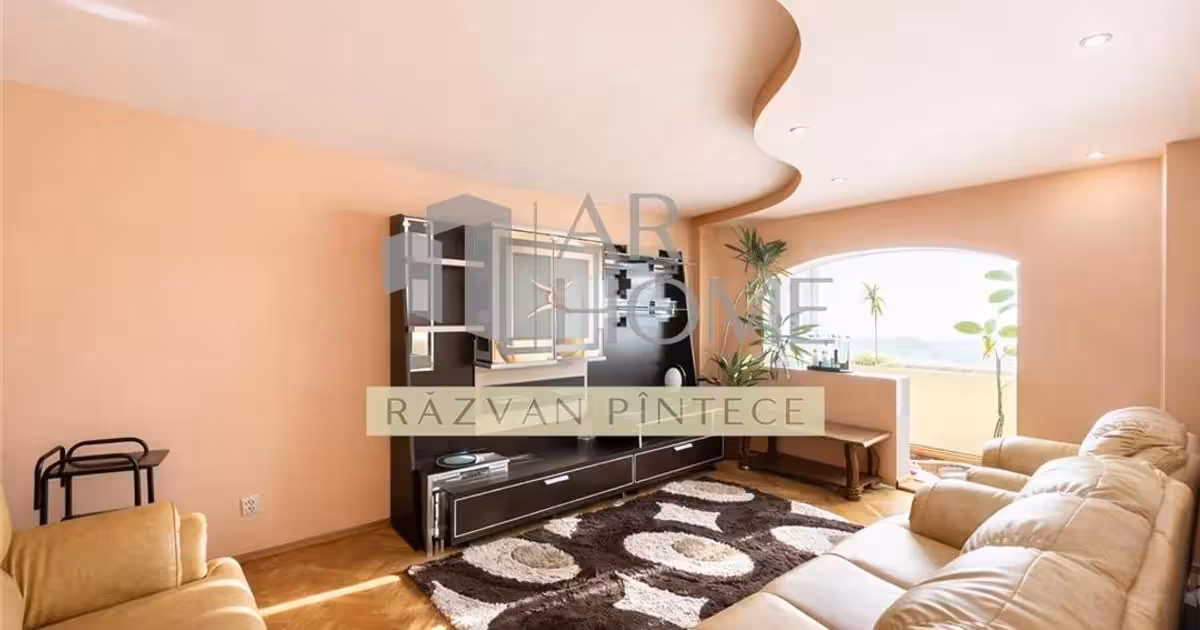 Apartament de vânzare cu 4 camere în zona Cantacuzino, Ploiești