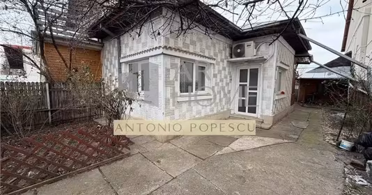 Casă Lupeni