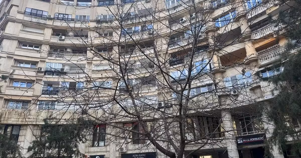 Apartament de vânzare cu 4 camere, mobilat în zona Unirii, Sector 3