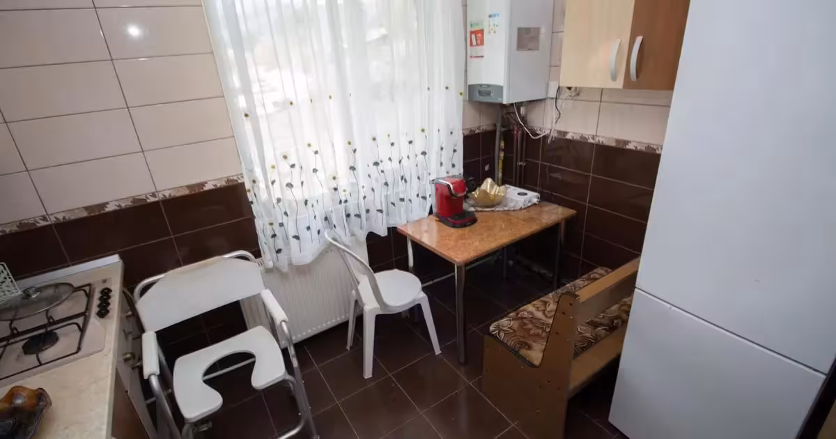 Casă individuală de vânzare cu 4 camere, mobilată în Azuga