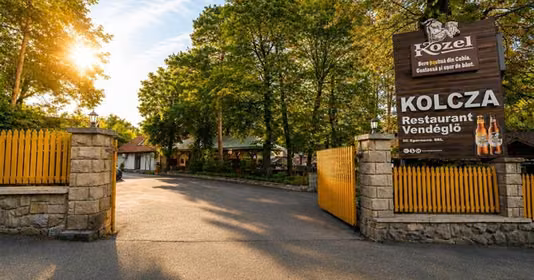 Spațiu comercial Exterior Est