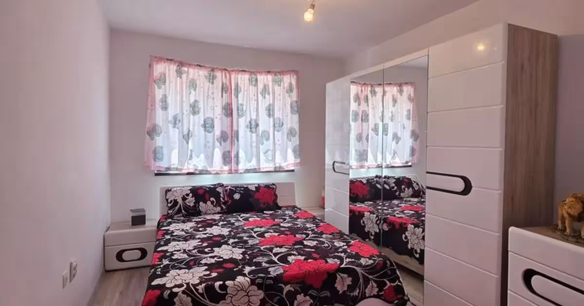 Apartament de vânzare cu 2 camere, mobilat în zona Berceni, Sector 4