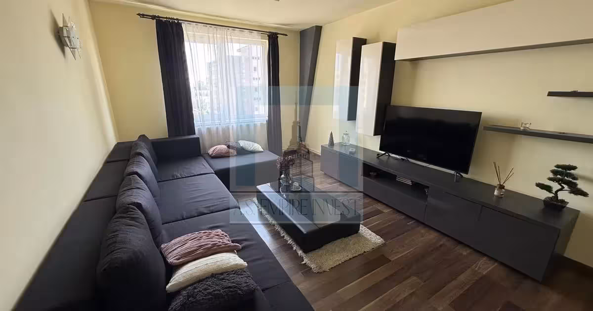 Apartament de vânzare cu 3 camere, mobilat în zona Calea București, Brașov